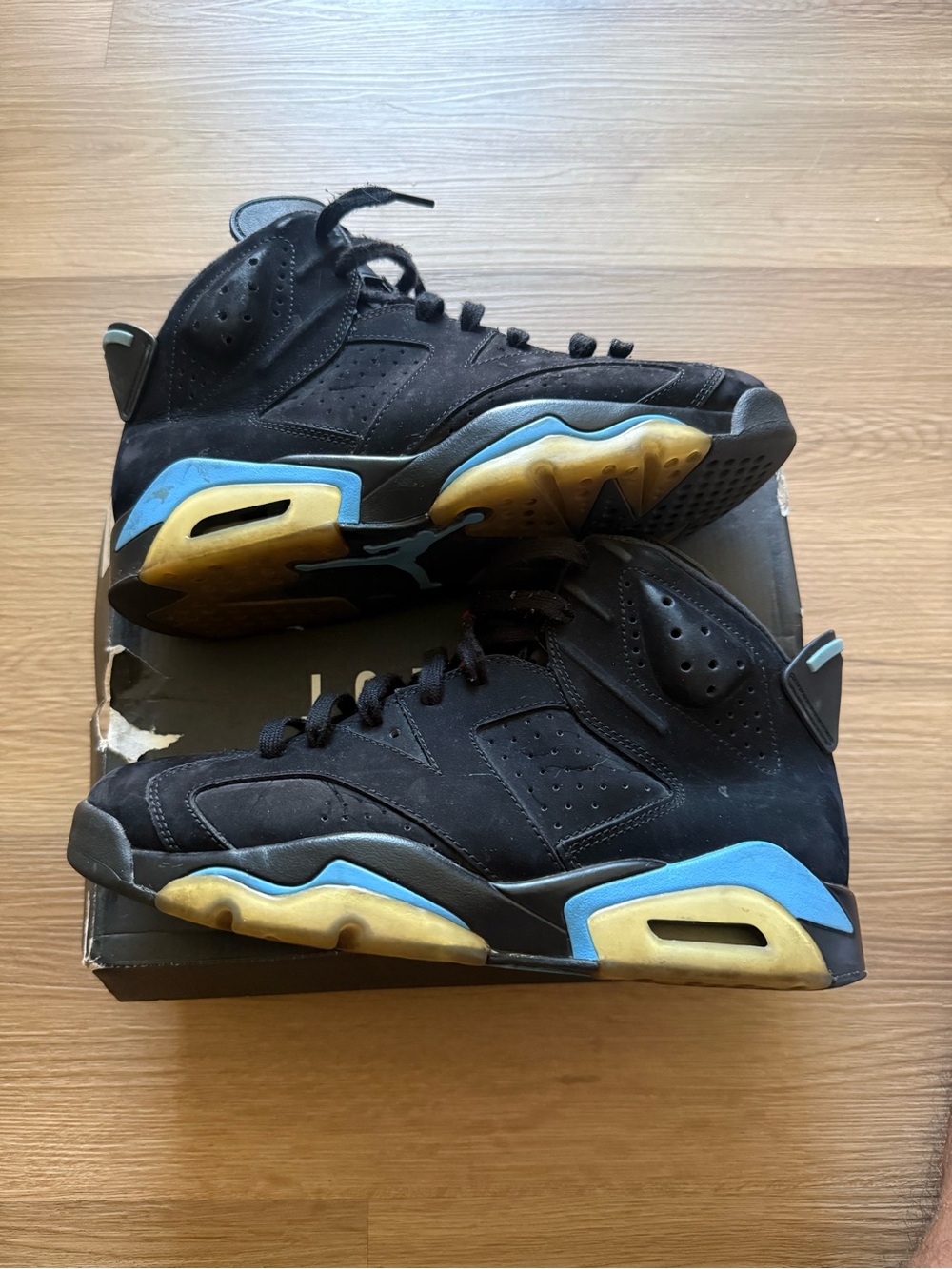 Jordan Air Jordan 6 Retro Tar Heels UNC 384664-006 Men's 9 Pre Owned